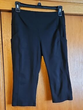 32 Degree Knee Length Legging Small